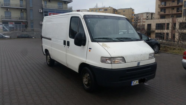 Transport cu duba mobila marfa electrocasnice mutari.